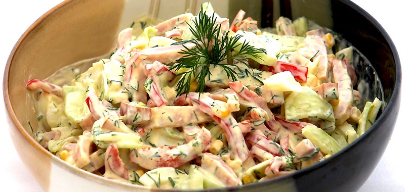 Салата с шунка, яйца и майонеза