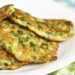 Приготвяне на палачинки от настъргана тиквичка
